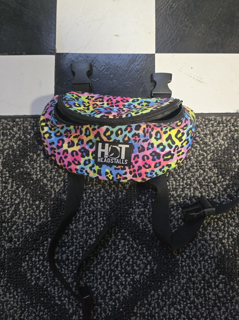 HH Saddle Pouch